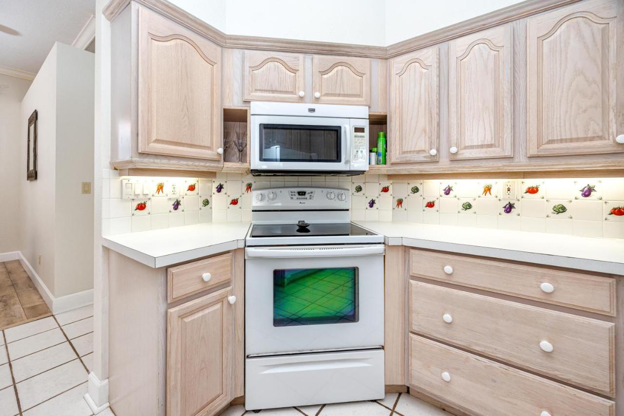 Palm Harbor Paradise - Lovely Home With Pool & Hot Tub Exterior photo